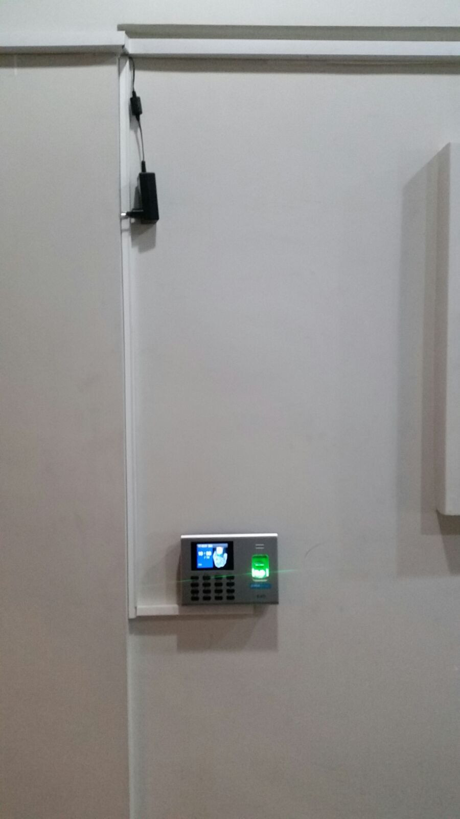 K40-ID Parmak İzi Okuyucu Montaj Görüntüleri